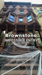 🕸️🎃 Impossible Entry! 😂

Forget the trick-or-treaters… how are the residents getting in and out?! 🕷️👻

This NYC brownstone has taken Halloween decorating to another level, with spiderwebs covering the entire stoop and staircase!

Who needs a security system when you’ve got THIS guarding your front door? 😂🕸️

Halloween in New York is endlessly entertaining, especially when you wander the city’s residential streets! 🧡

🕷️ Would you attempt the climb?

#NYCHalloween #HalloweenInNYC #NYCBrownstones #HalloweenDecor #JustAskChristine