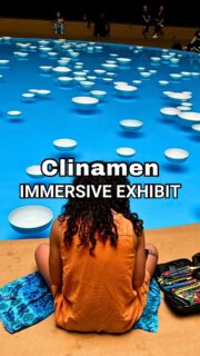 Looking for a peaceful escape from the city’s nonstop energy? 🤍🩵Clinamen invites you to slow down, breathe deeply, and simply be present. Surrounded by gentle movement, light, and sound, it’s the perfect midday escape, a place to find a few moments of clarity, peace, and relaxation before stepping back into the energy of New York City. ✨I absolutely loved it, and I think you will too. Experience Clinamen at the Park Avenue Armory through August 9.Come experience New York with me, and let’s make Clinamen one of the unforgettable moments of your adventure. 🩵🏙️
