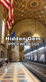 Blink and you might miss this Upper West Side treasure… 👀Step inside Apple Bank Building (former Central Savings Bank), built in 1928 ✨
What’s waiting inside:
• 65-foot-high ceilings
• Original teller windows and counters
• A Roman temple–inspired design symbolizing stability and trustAn unexpected, jaw-dropping interior — and a must-see on your next NYC visit.Save this for later, and come discover more hidden gems with me 💫#upperwestside #nyctours #applebank #nycarchitecture #nycguide
